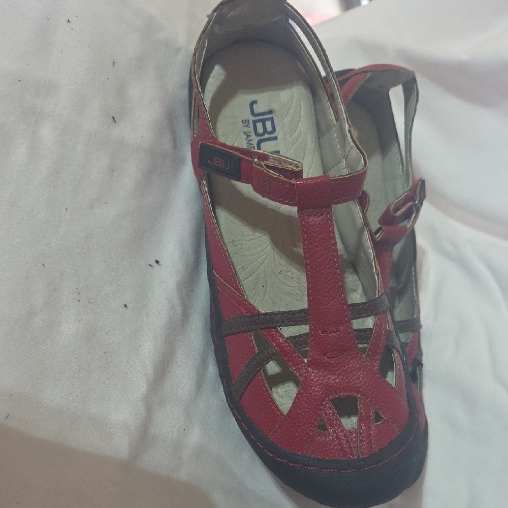 JBU Red and Black Sandals - Picture 2 of 5